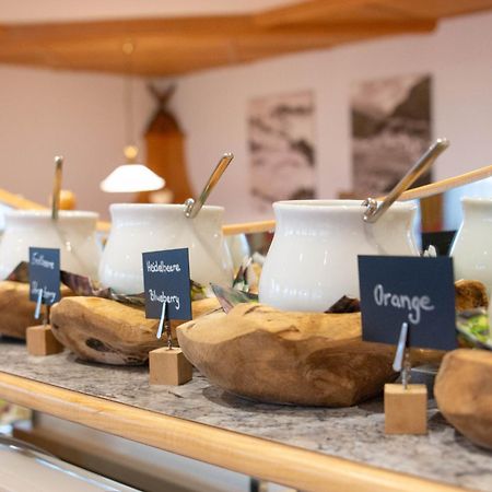 Hotel Garni Alpenhof อิสชเกิล ภายนอก รูปภาพ