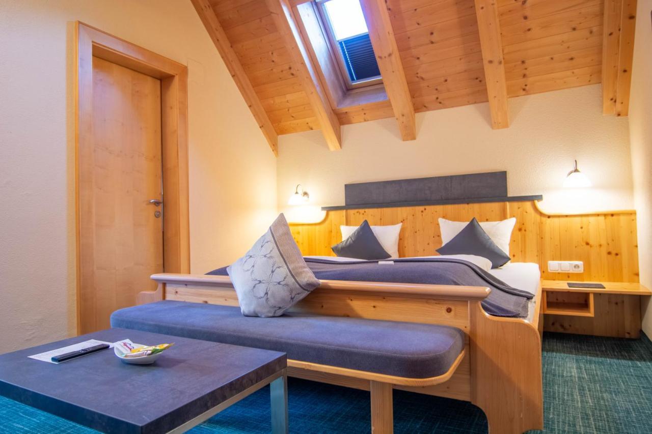 Hotel Garni Alpenhof อิสชเกิล ภายนอก รูปภาพ